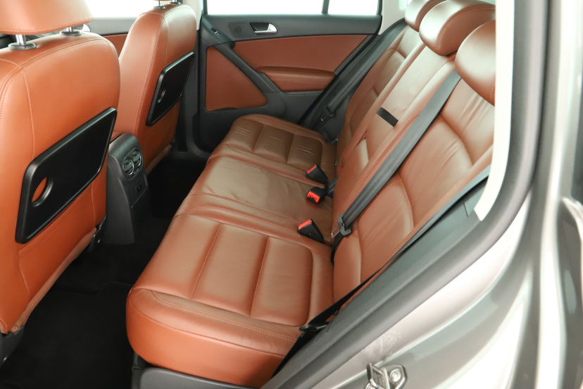 Volkswagen Tiguan, 2010