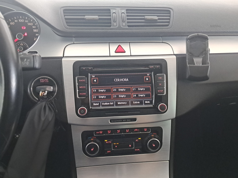 Volkswagen Passat CC, 2010
