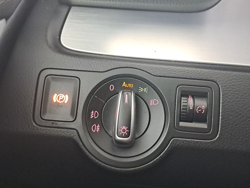 Volkswagen Passat CC, 2010