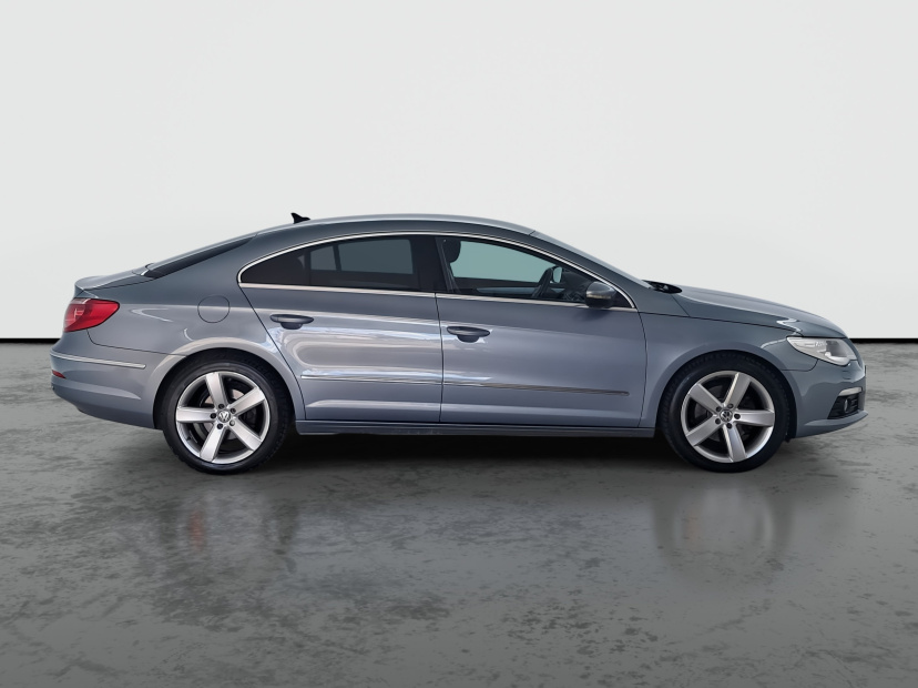 Volkswagen Passat CC, 2010