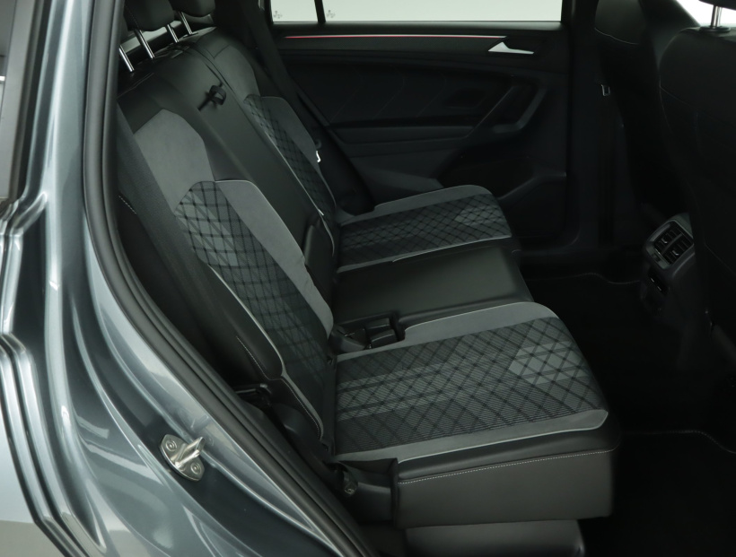 Volkswagen Tiguan, 2023