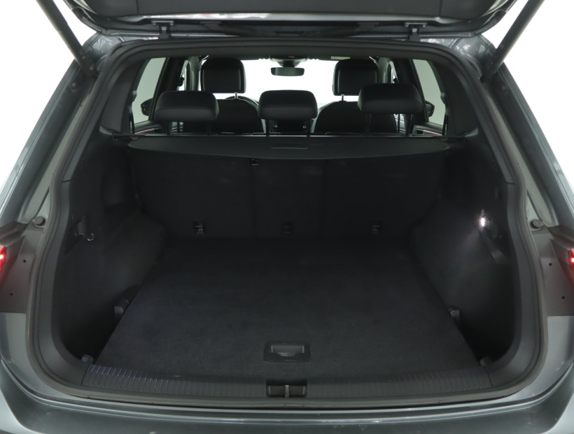 Volkswagen Tiguan, 2023
