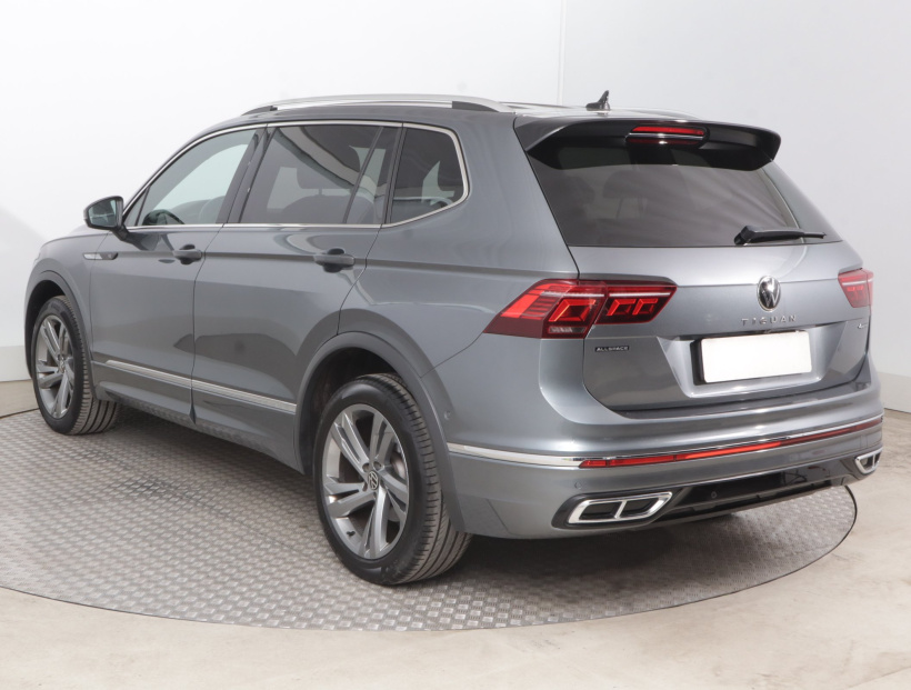 Volkswagen Tiguan, 2023