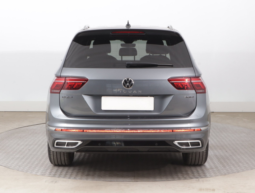 Volkswagen Tiguan, 2023