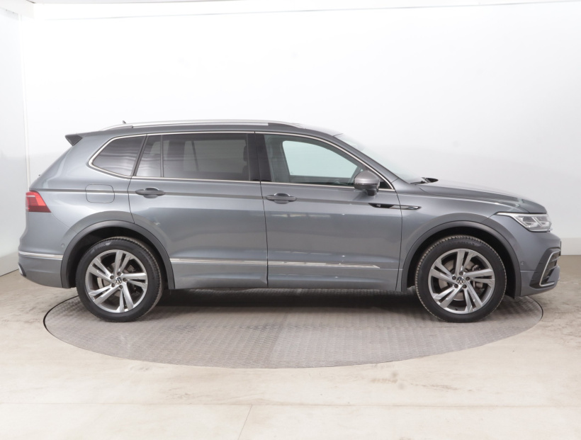 Volkswagen Tiguan, 2023