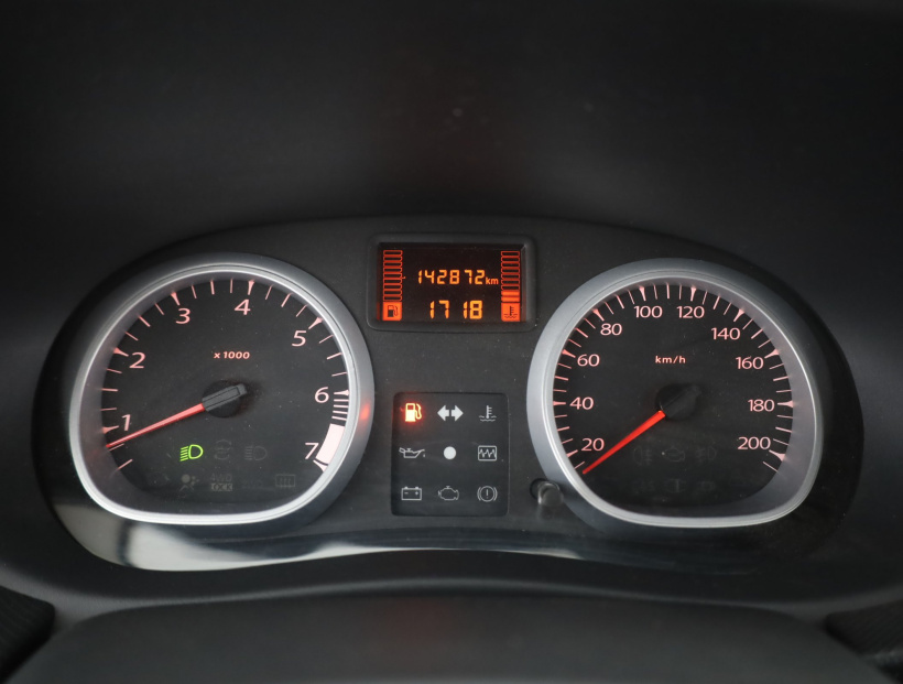 Dacia Duster, 2012