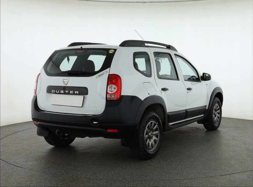 Dacia Duster, 2012