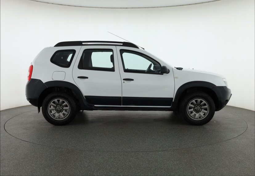 Dacia Duster, 2012