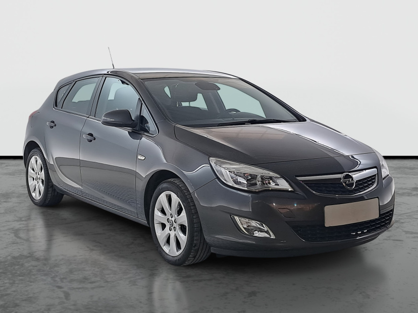 Opel Astra, 2012