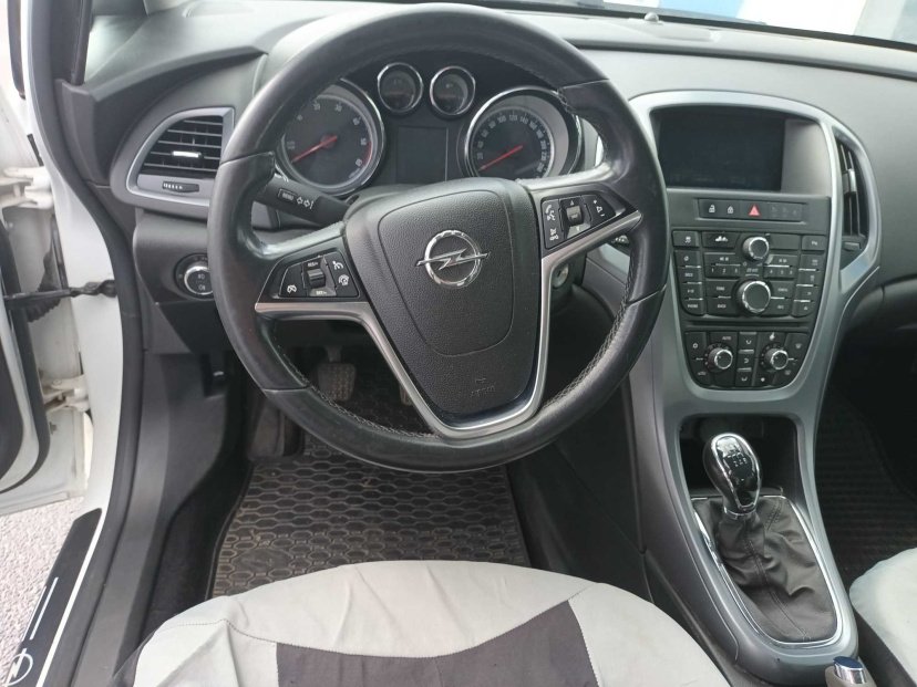Opel Astra, 2015