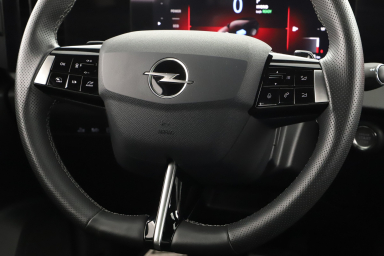 Opel Astra - 2024