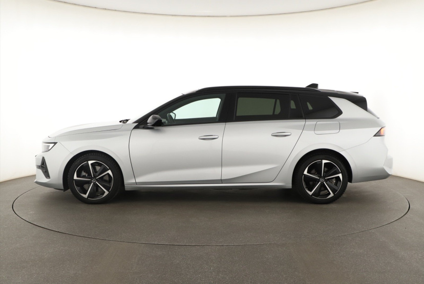 Opel Astra, 2024