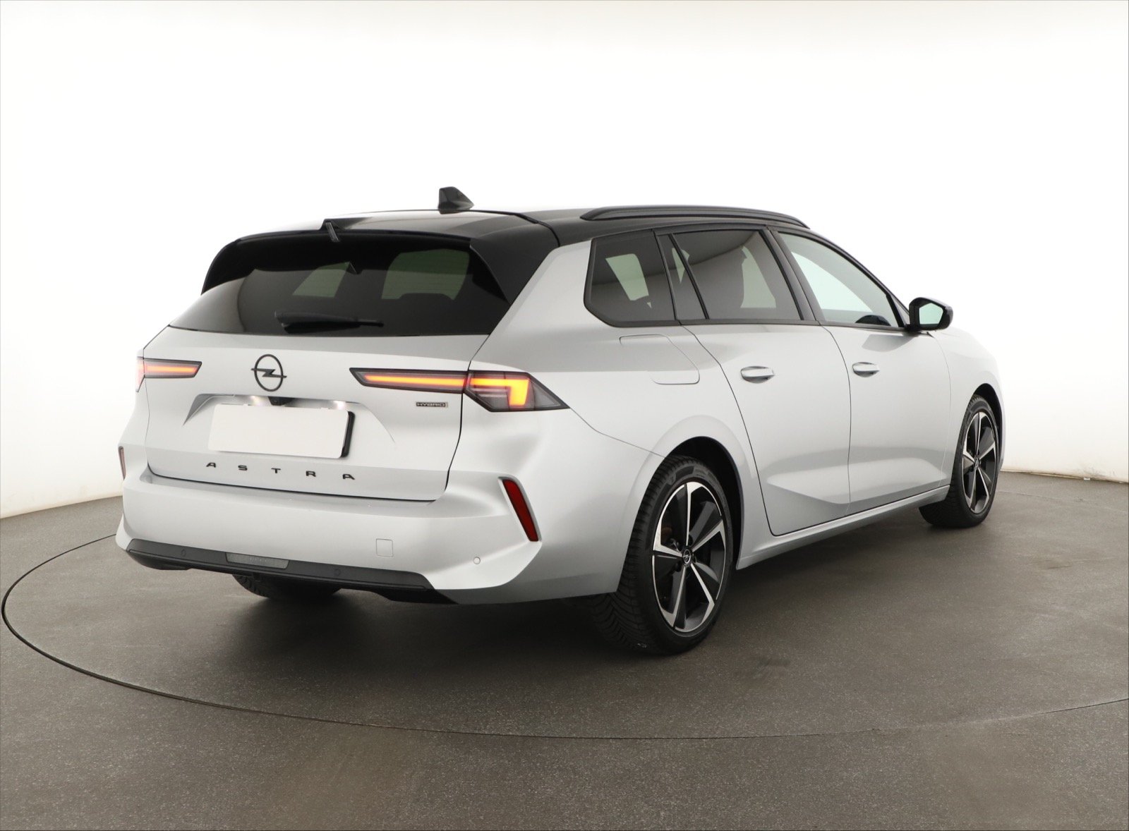 Opel Astra - 2024