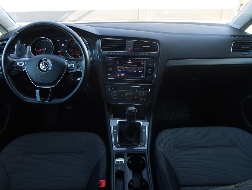 Volkswagen Golf, 2017
