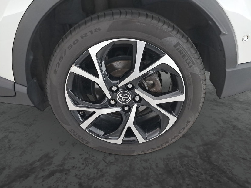 Toyota C-HR, 2017