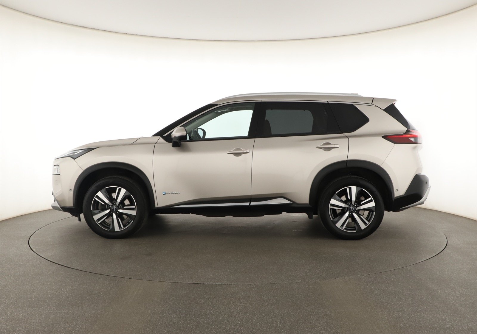 Nissan X-Trail - 2024
