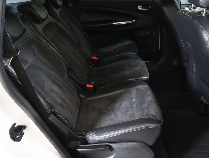 Ford S-Max, 2012