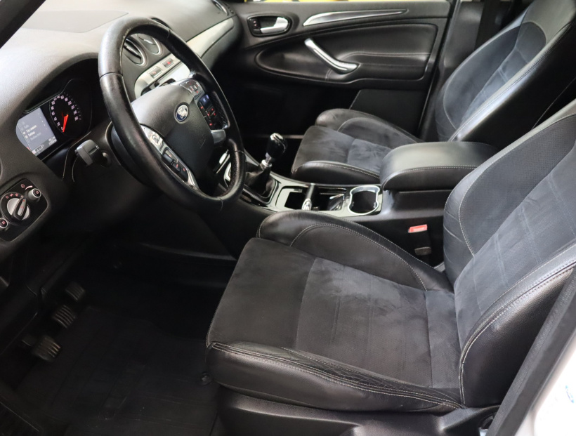 Ford S-Max, 2012