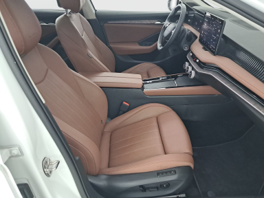 Škoda Superb - 2025