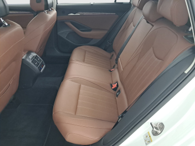 Škoda Superb - 2025