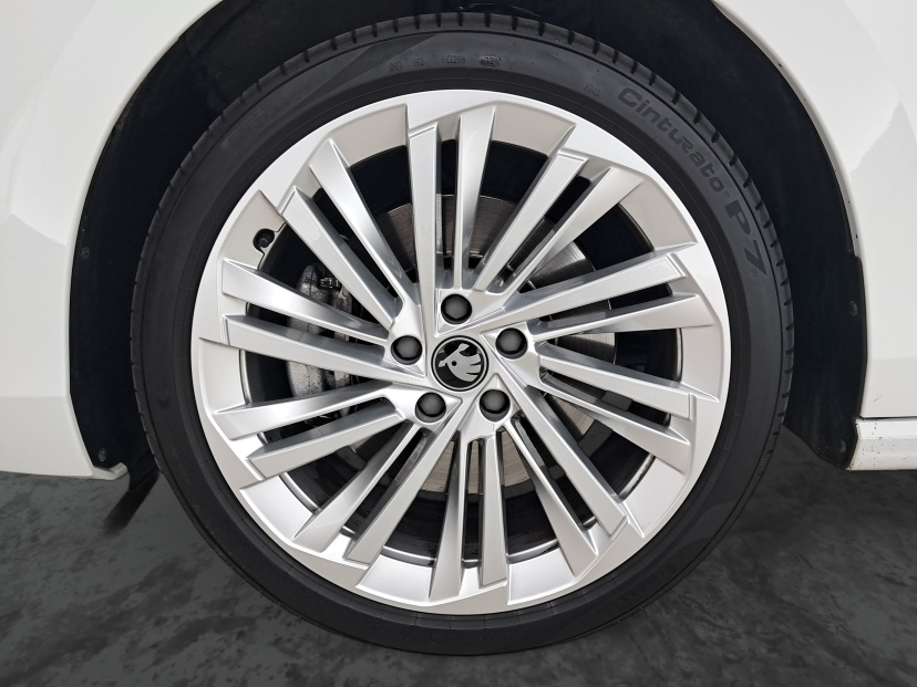 Škoda Superb, 2025