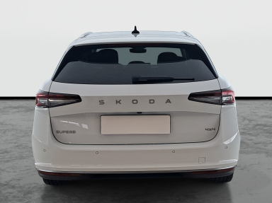 Škoda Superb - 2025