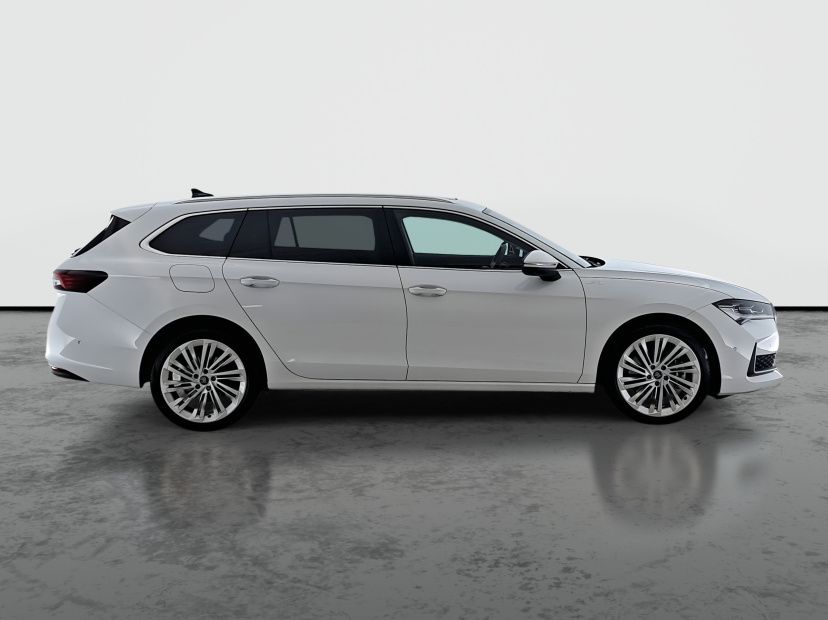 Škoda Superb, 2025