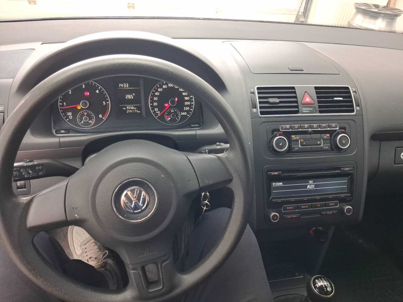 Volkswagen Touran, 2011