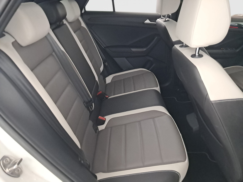 Volkswagen T-Roc, 2019