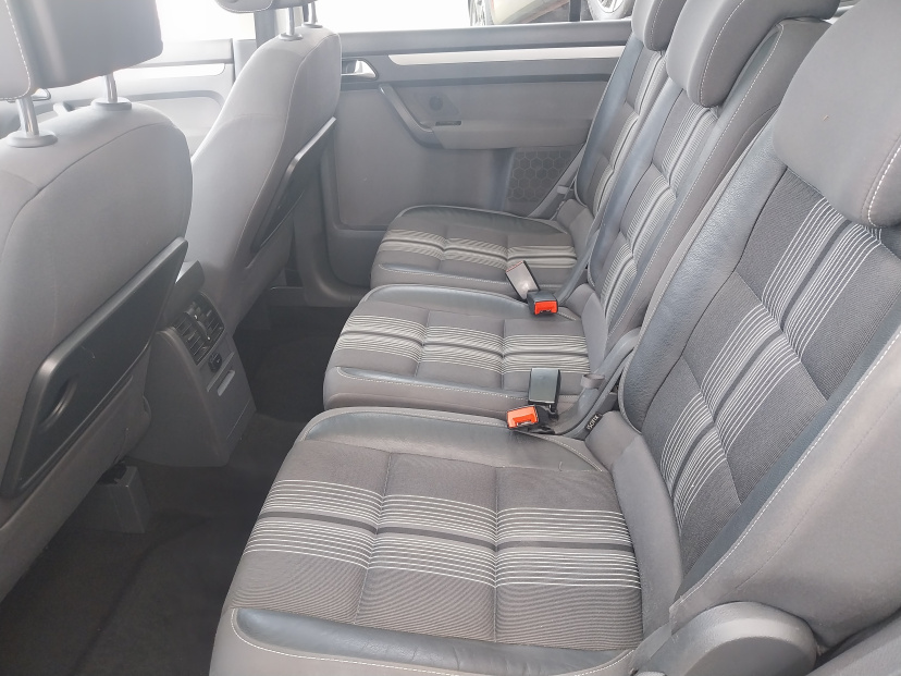 Volkswagen Touran, 2012