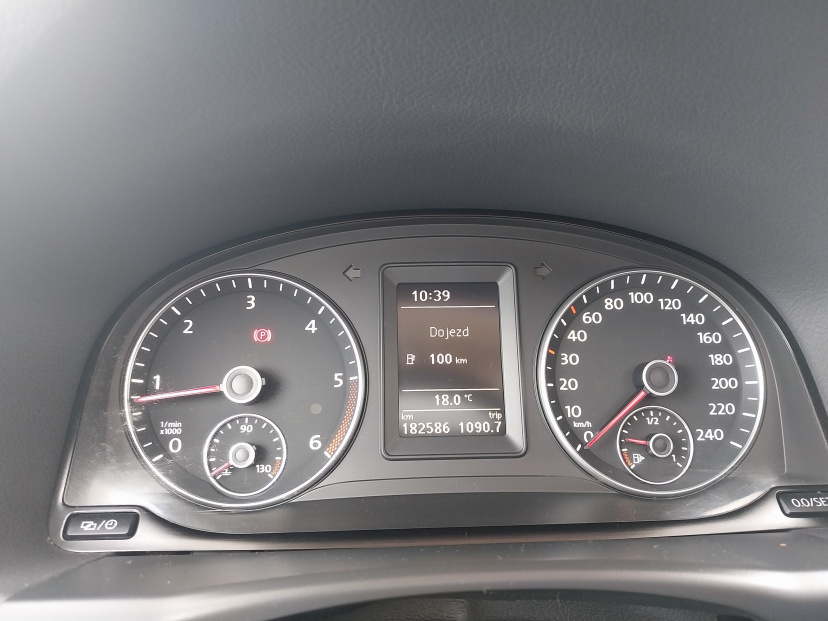 Volkswagen Touran, 2012