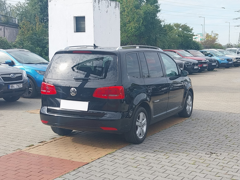 Volkswagen Touran, 2012