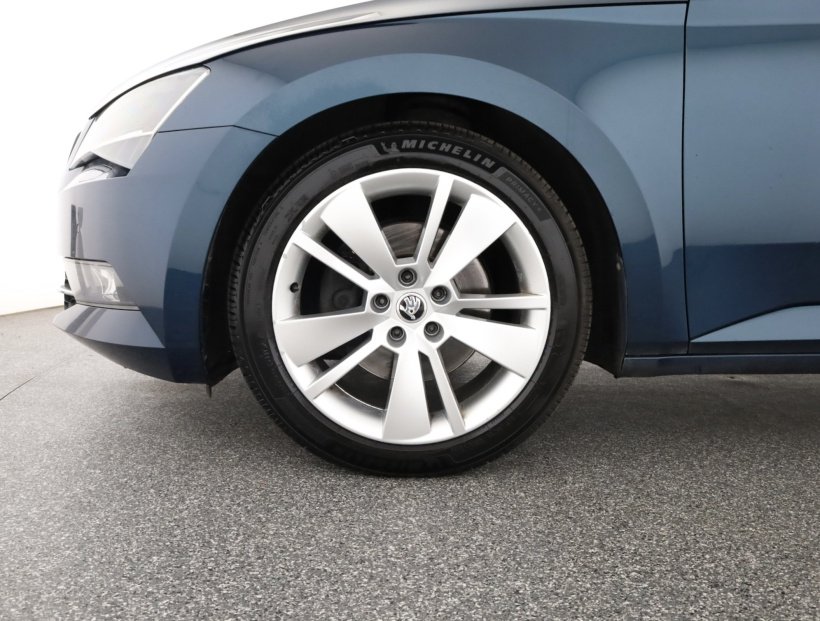 Škoda Superb, 2019