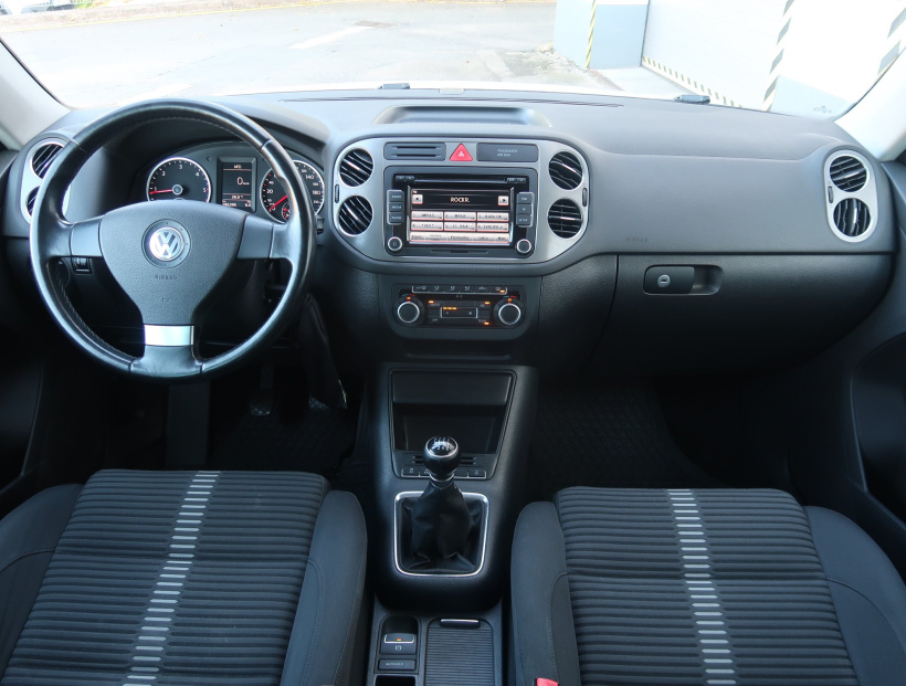 Volkswagen Tiguan, 2010