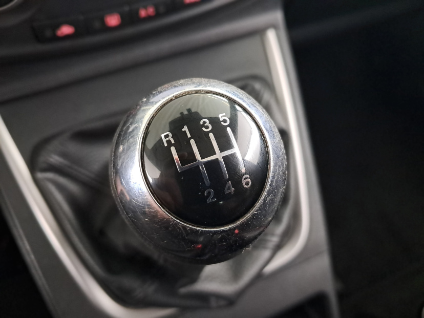 Mazda 5, 2011