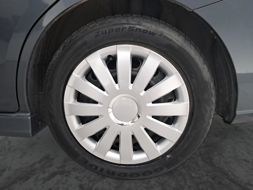 Mazda 5, 2011