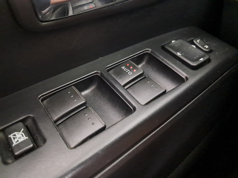 Mazda 5, 2011
