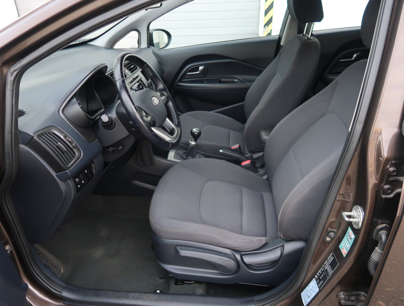 Kia Rio, 2012