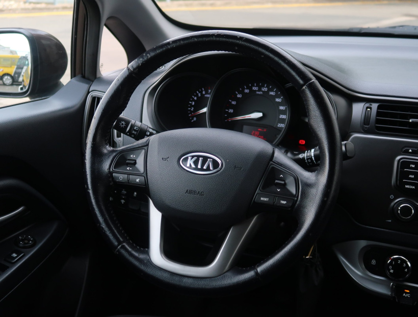 Kia Rio, 2012