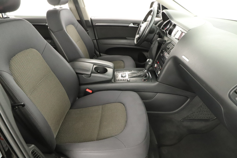 Audi Q7, 2007
