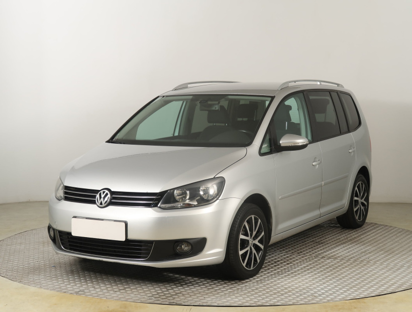 Volkswagen Touran, 2011