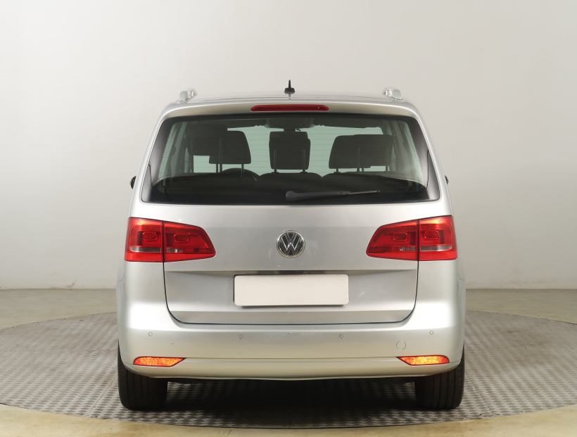 Volkswagen Touran, 2011