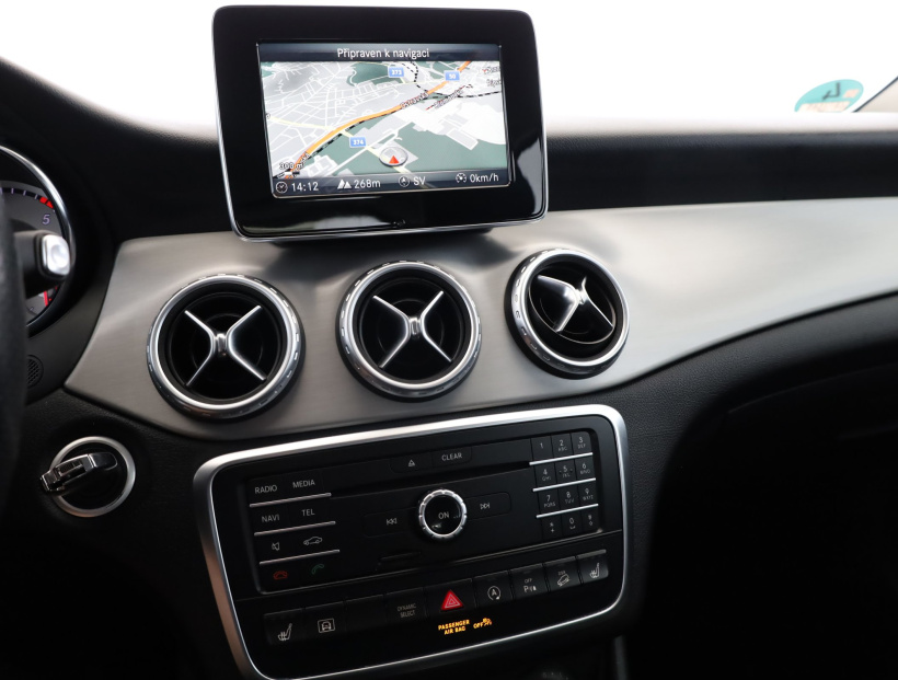 Mercedes-Benz GLA, 2017