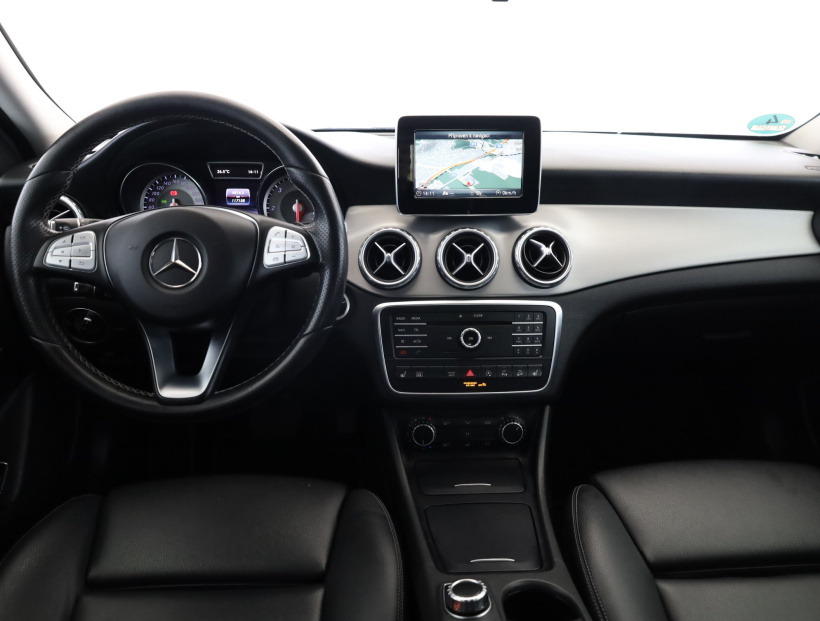 Mercedes-Benz GLA, 2017