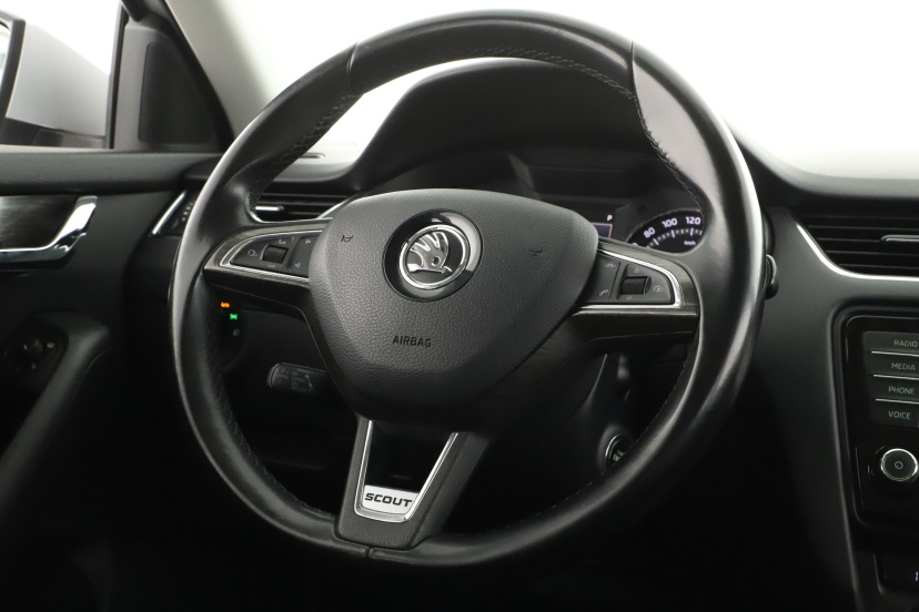 Škoda Octavia Scout, 2016