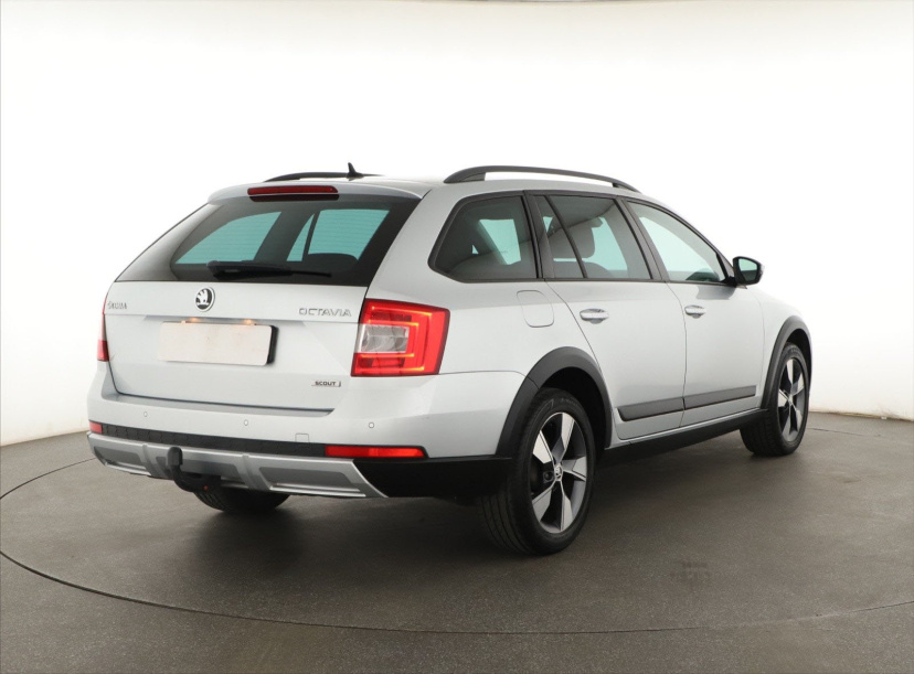 Škoda Octavia Scout, 2016