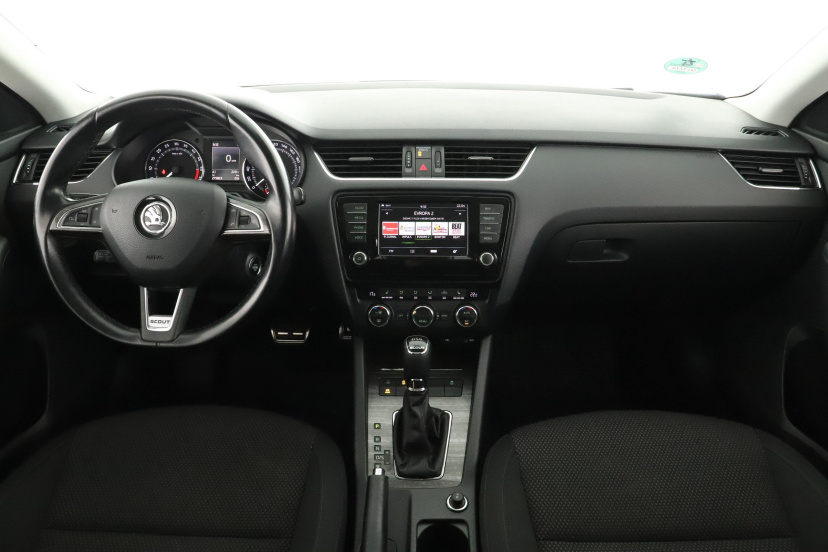Škoda Octavia Scout, 2016
