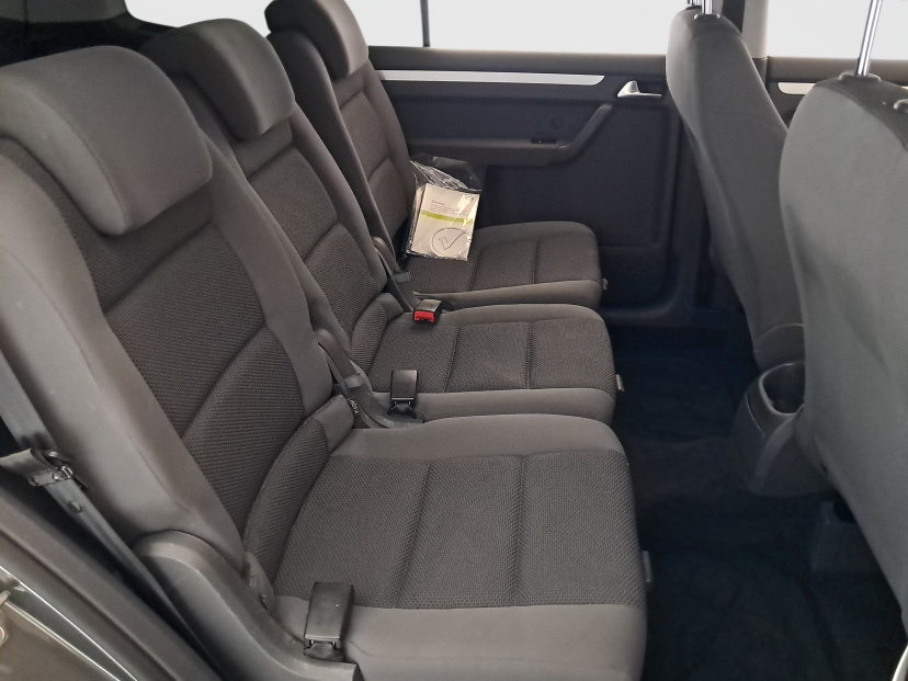 Volkswagen Touran, 2012
