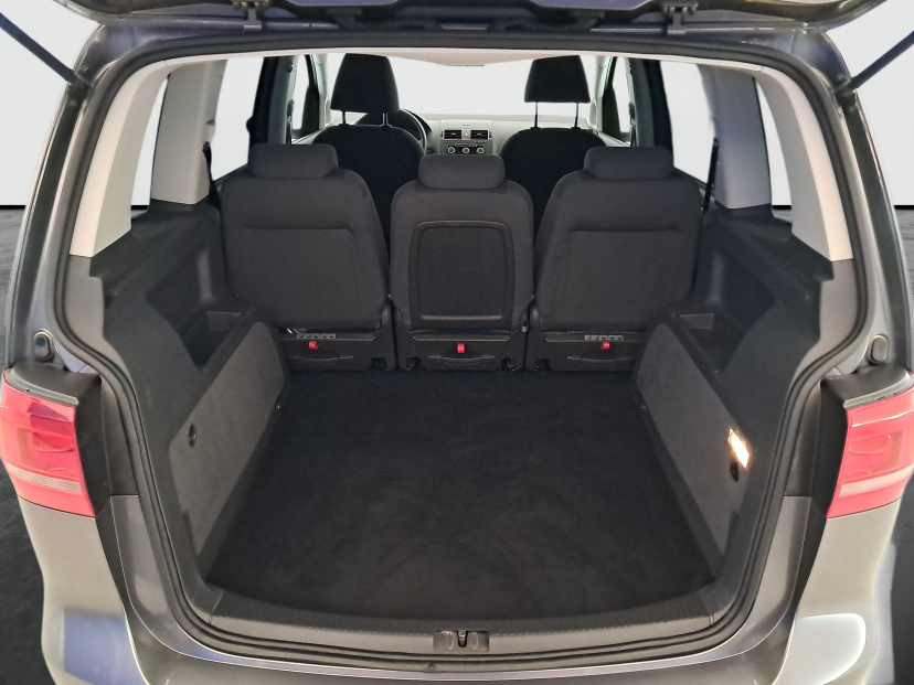 Volkswagen Touran, 2012