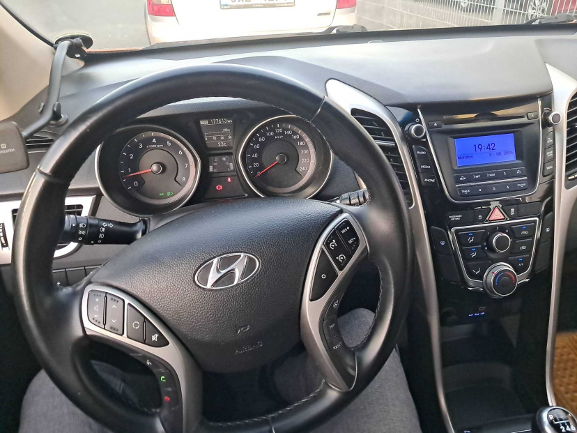 Hyundai i30, 2016